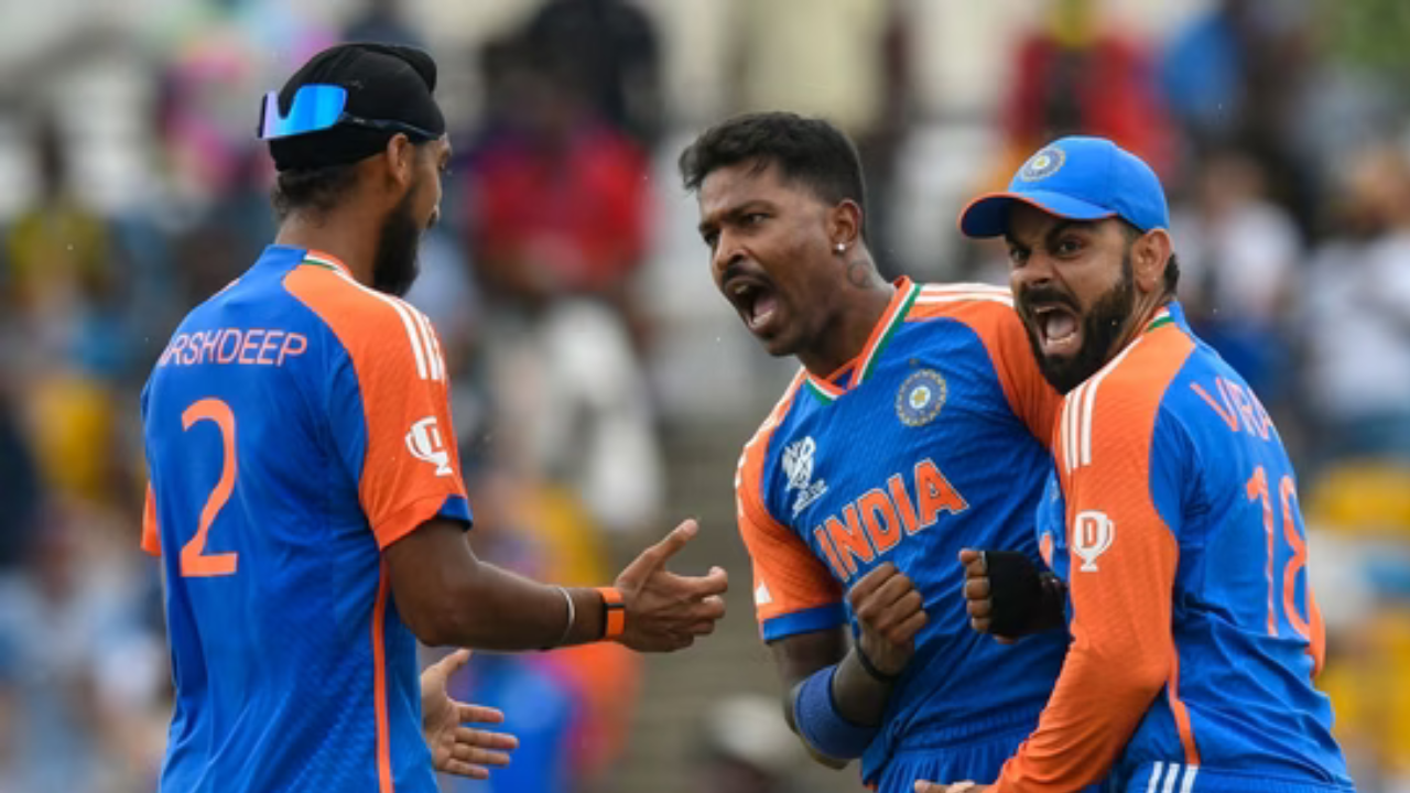 Hardik Pandya 'couldn't gain respect' of India players after IPL horror, prompted BCCI to: Arnold goes two-fisted