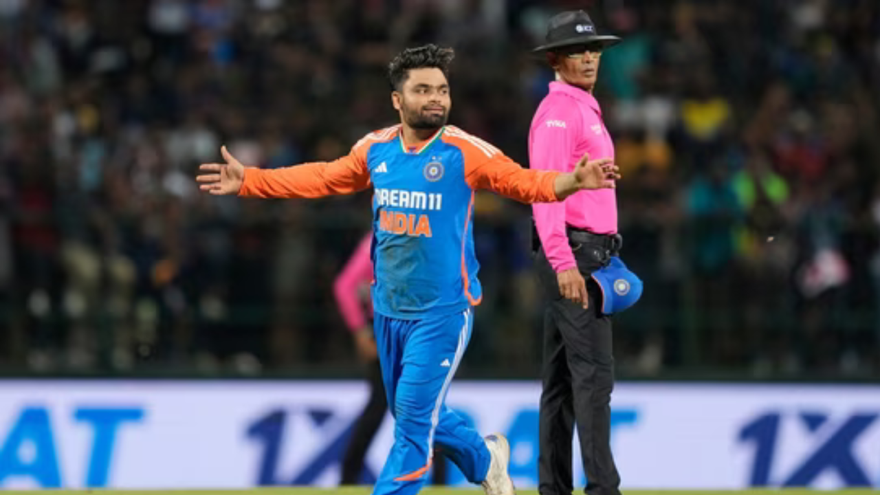 Suryakumar Yadav reveals plan behind Rinku Singh bowling 19th over ahead of Mohammed Siraj in 3rd SL T20I