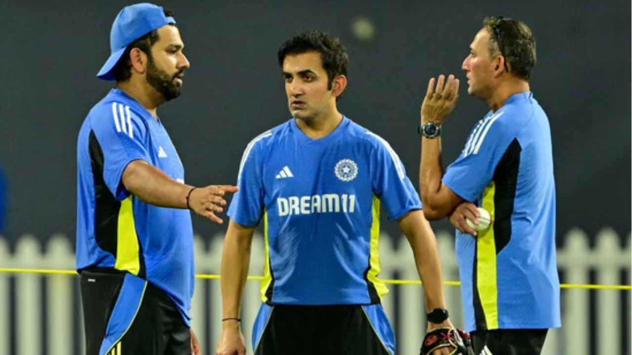 Gambhir confronts issues echoed by Dravid, Shastri and those before as India stuck in an all too familiar spin rut